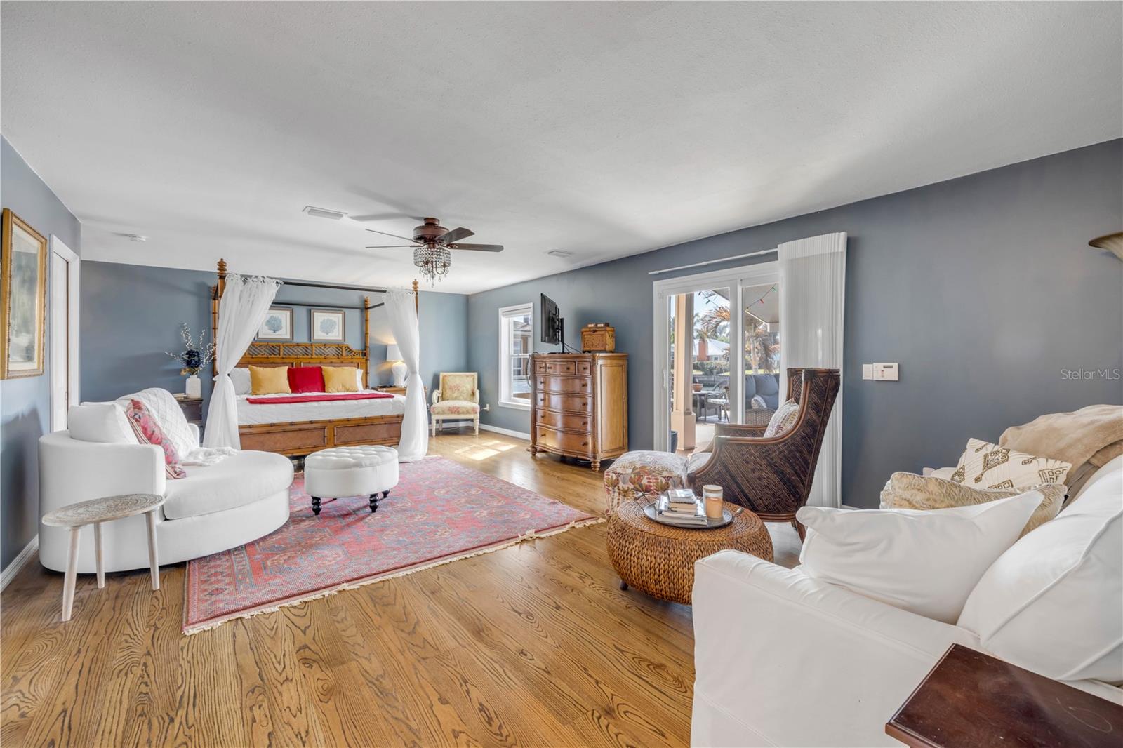 VENEZIA UNIT 06 - Residential