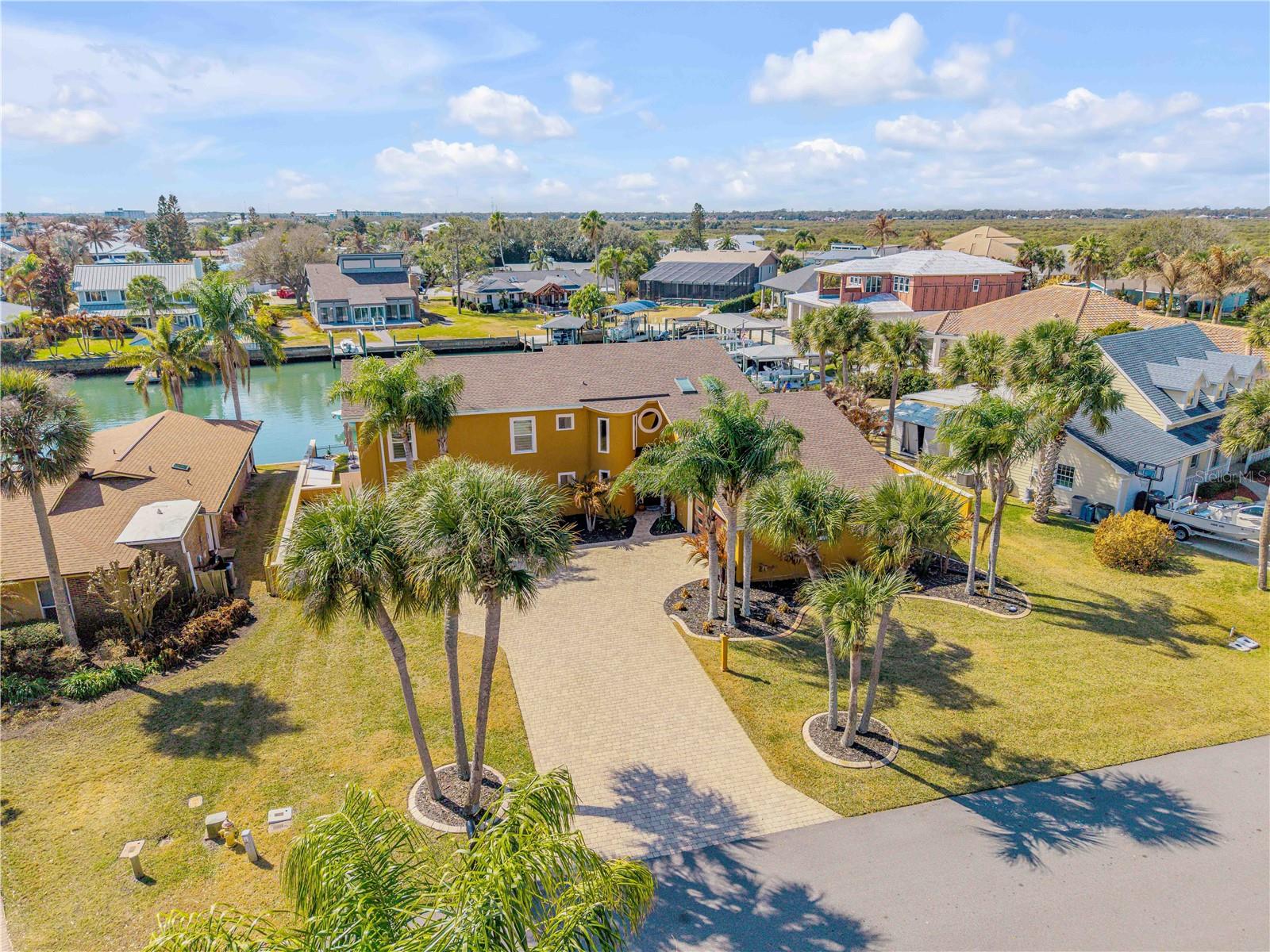 VENEZIA UNIT 06 - Residential