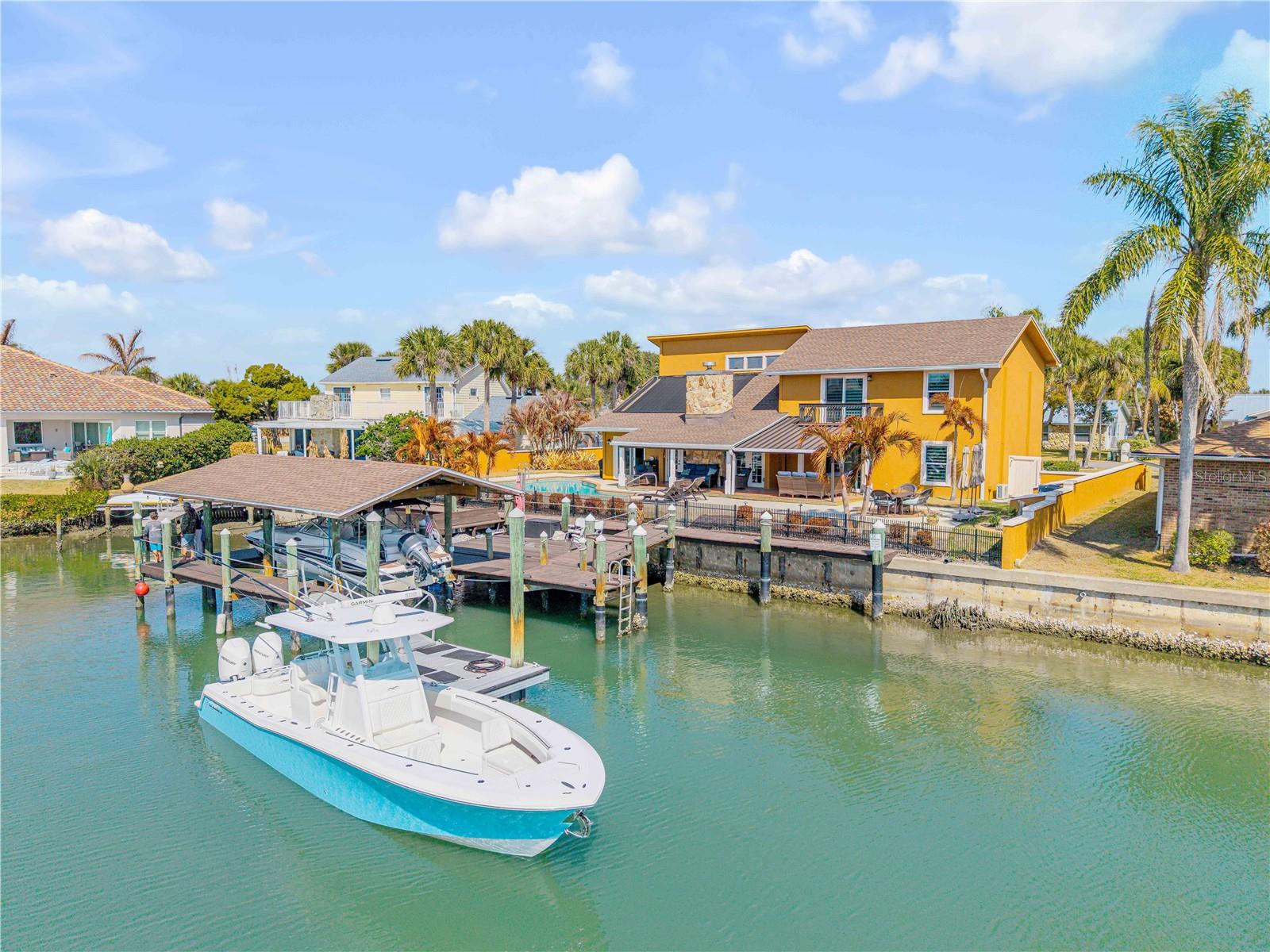 VENEZIA UNIT 06 - Residential