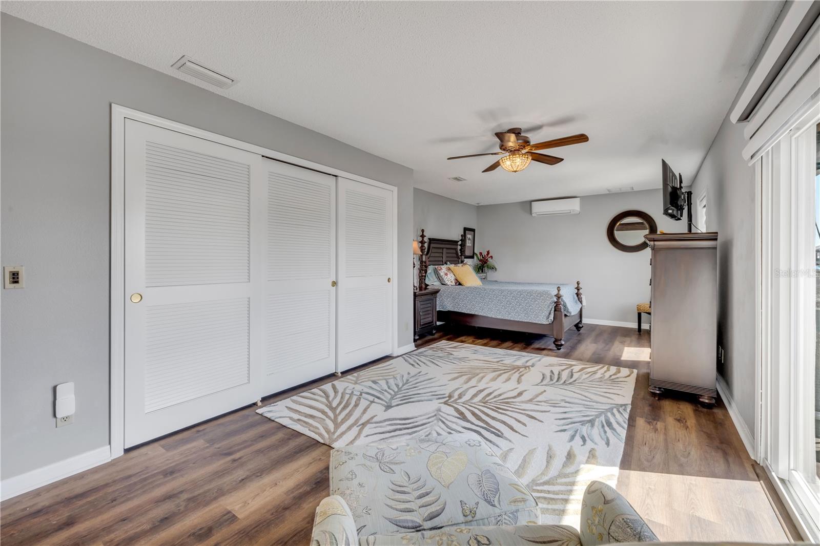 VENEZIA UNIT 06 - Residential