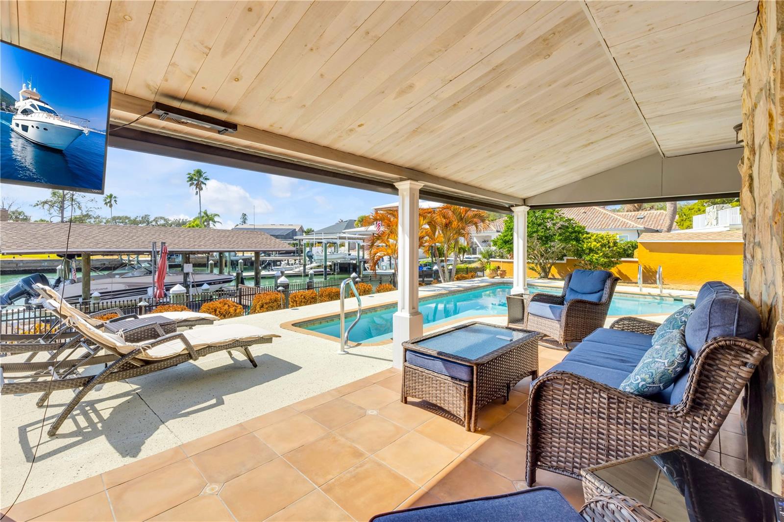 VENEZIA UNIT 06 - Residential