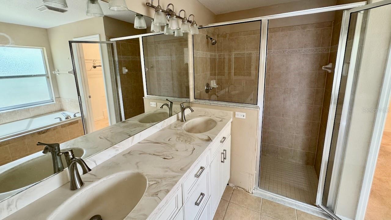 MARION OAKS UN 10 - Residential