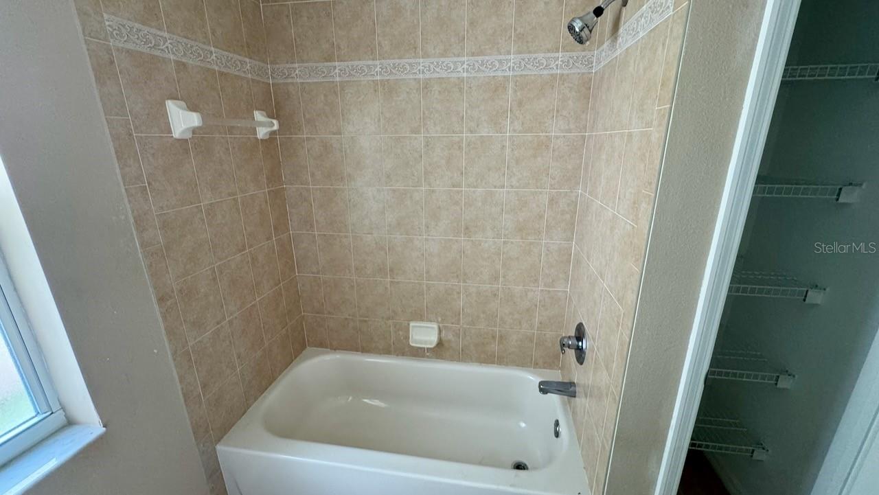 MARION OAKS UN 10 - Residential