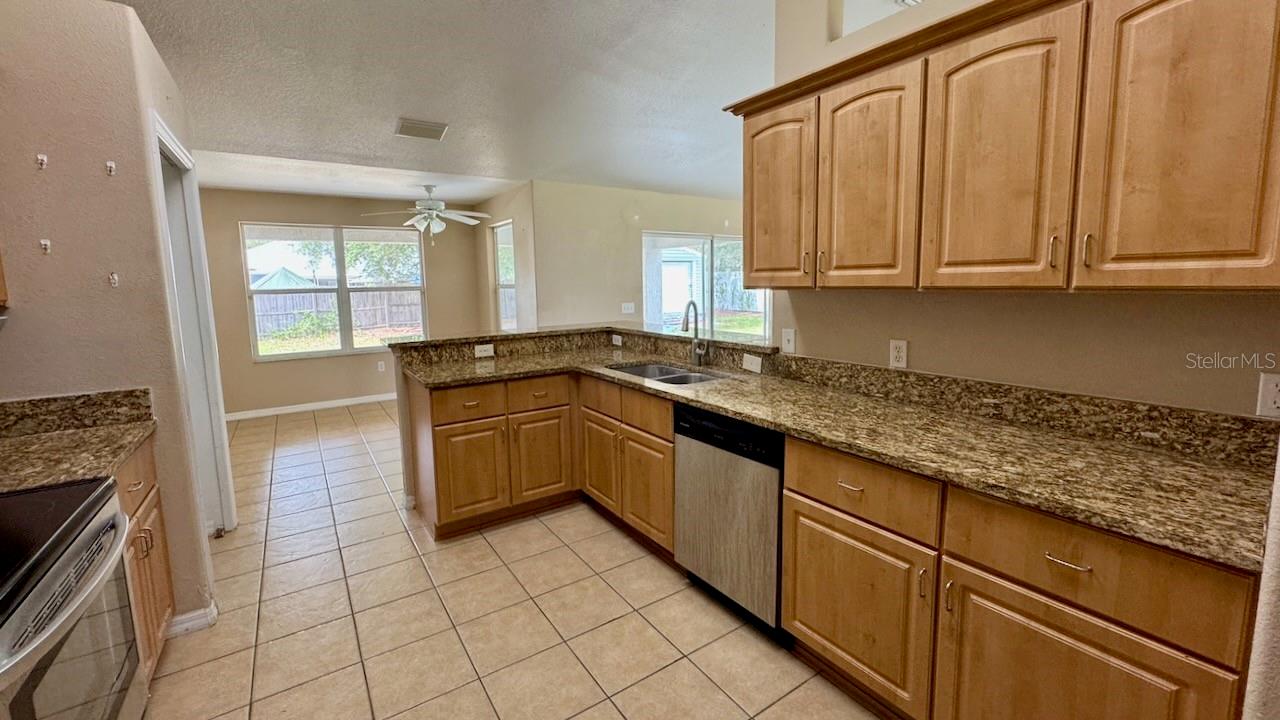 MARION OAKS UN 10 - Residential