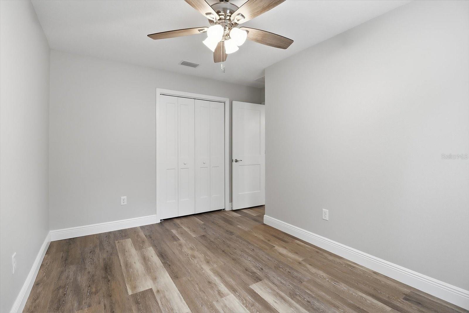 DE ROSA INC UNIT 03 - Residential