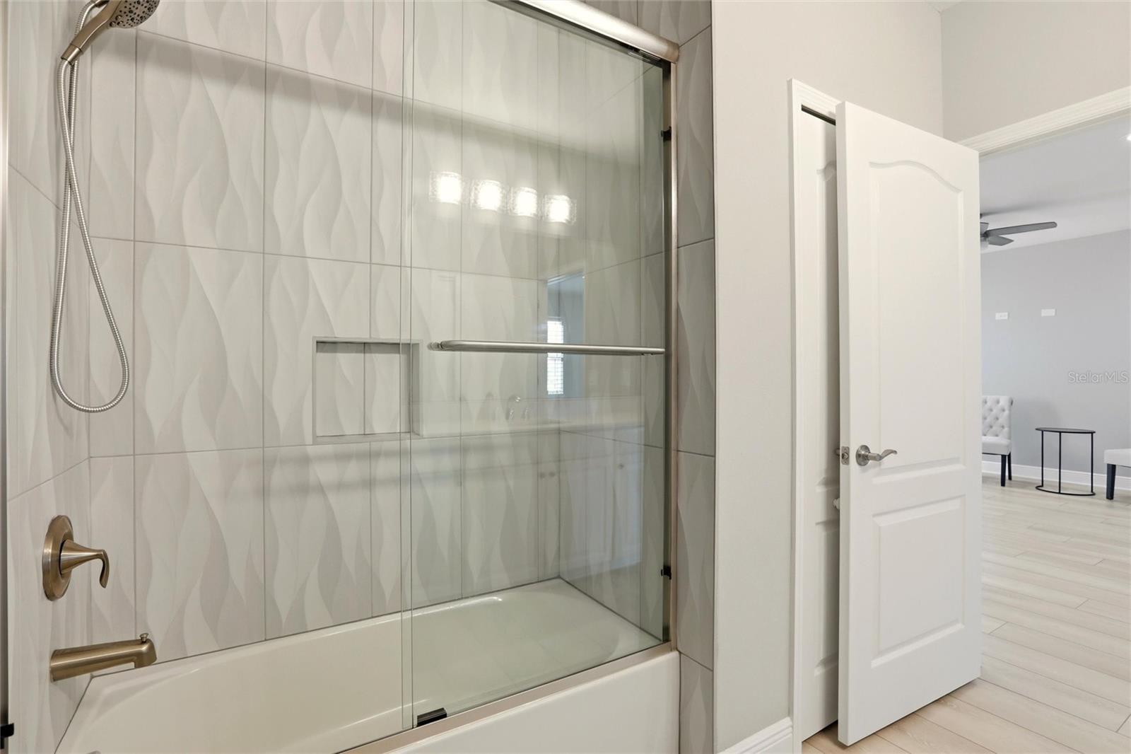 MIRAMAR LINKS AT LAKEWOOD RANCH III - Residential