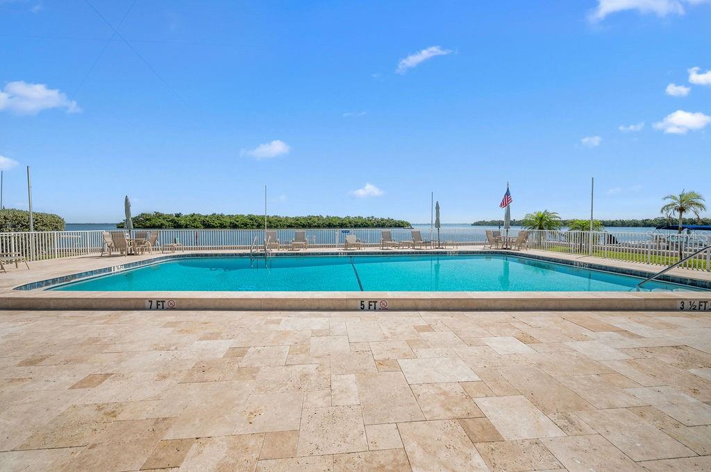 SUTTON PLACE - Residential