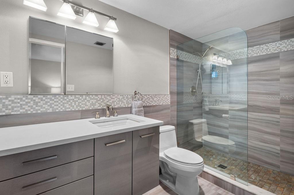 SUTTON PLACE - Residential