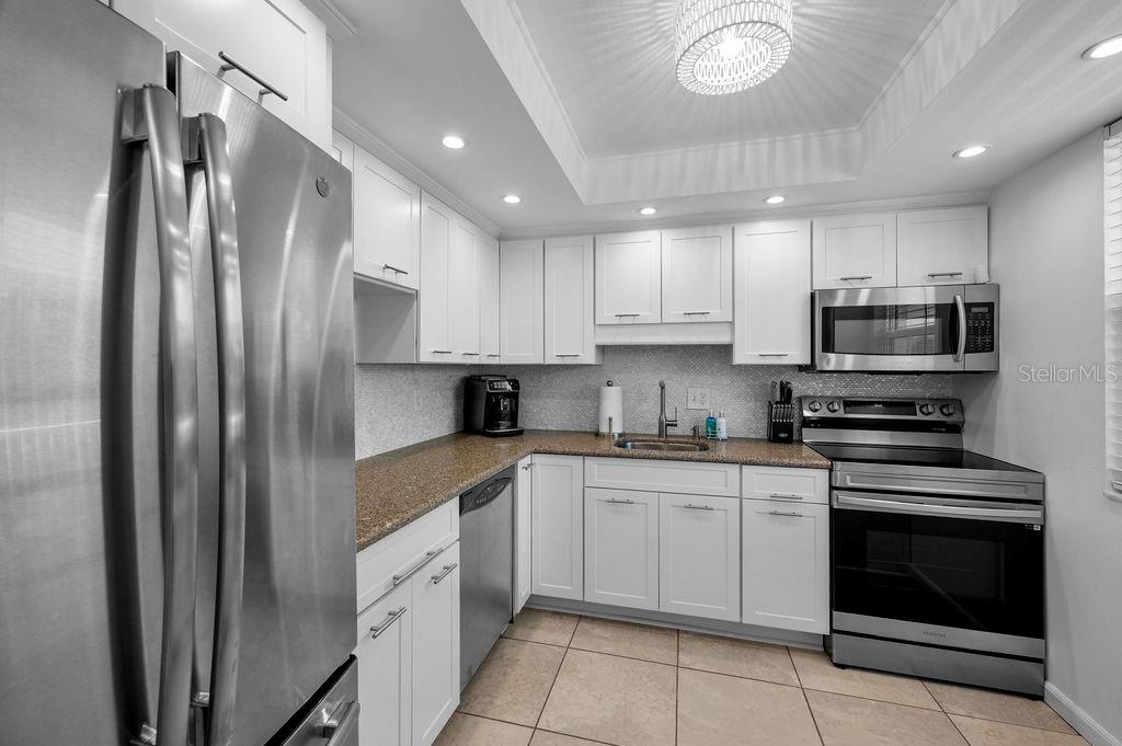 SUTTON PLACE - Residential