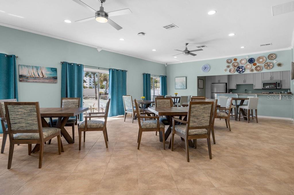 SUTTON PLACE - Residential