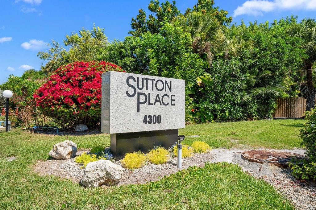 SUTTON PLACE - Residential