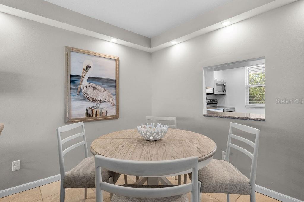 SUTTON PLACE - Residential