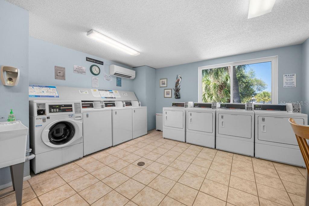 SUTTON PLACE - Residential