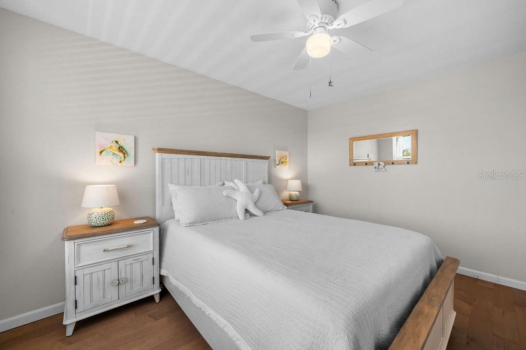 SUTTON PLACE - Residential