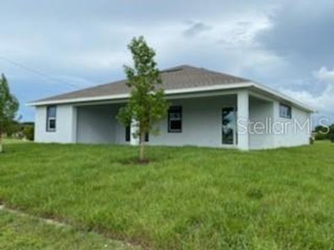 A home in PORT CHARLOTTE