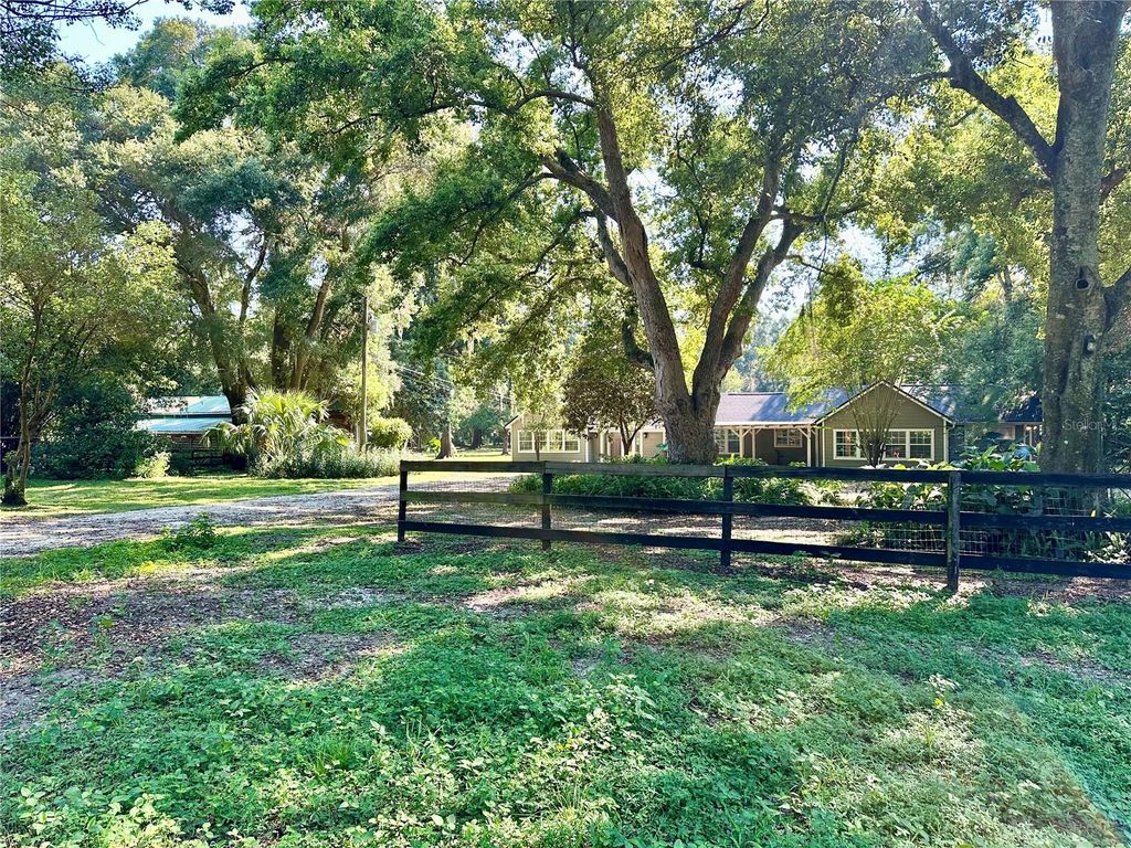 Photo of 5625 NW 193rd Lane, Orange Lake, FL 32681 (MLS # OM716148)