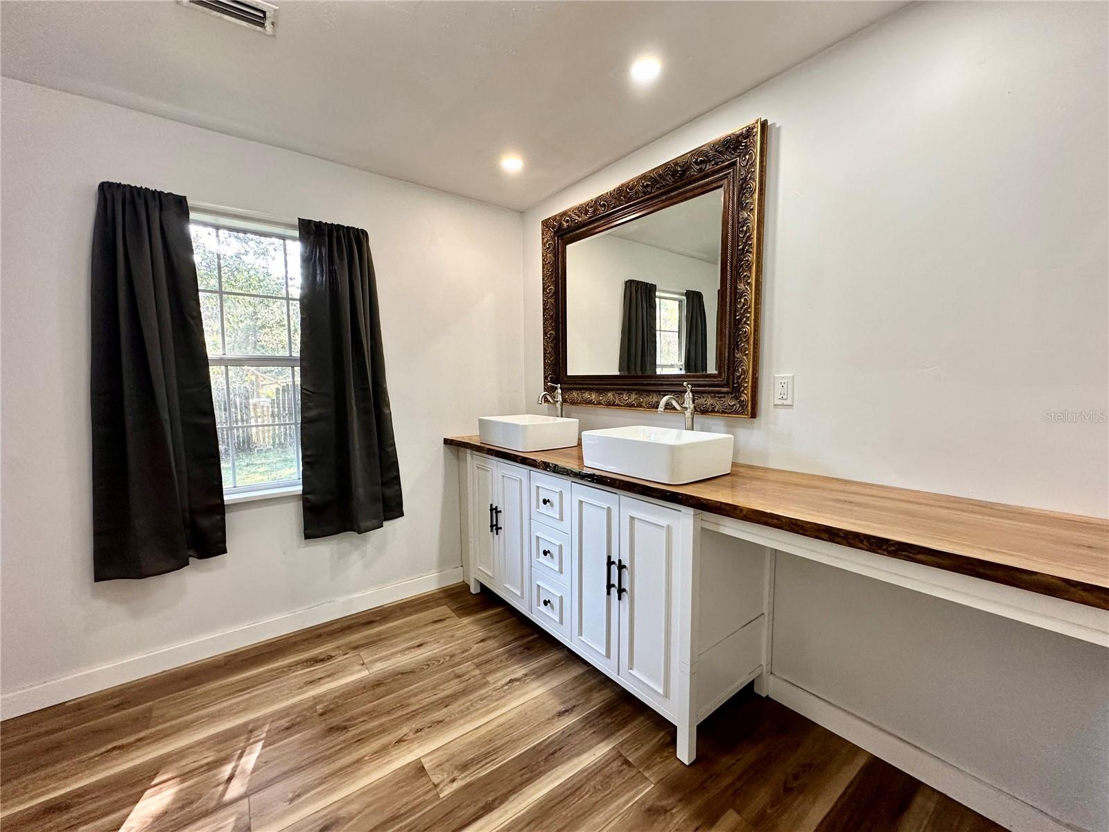 ARRENDONDO GRANT - Residential