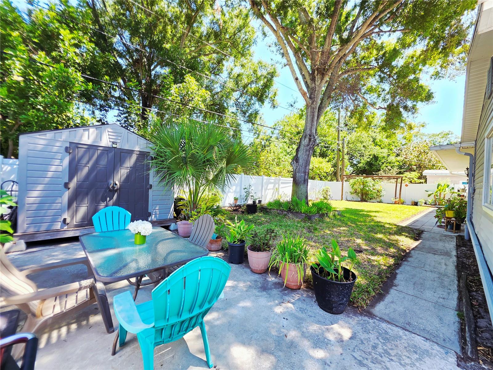 JUNGLE COUNTRY CLUB 2ND ADD - Residential