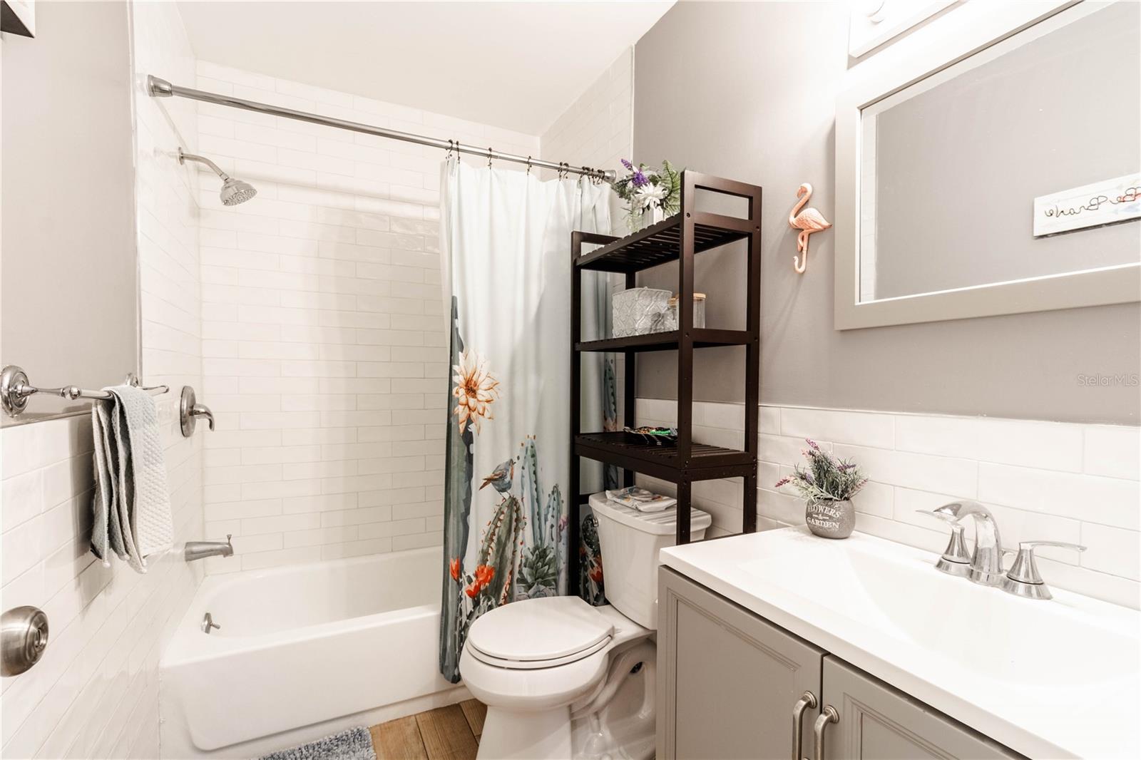 JUNGLE COUNTRY CLUB 2ND ADD - Residential
