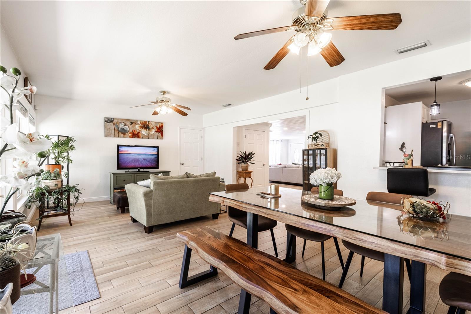 JUNGLE COUNTRY CLUB 2ND ADD - Residential
