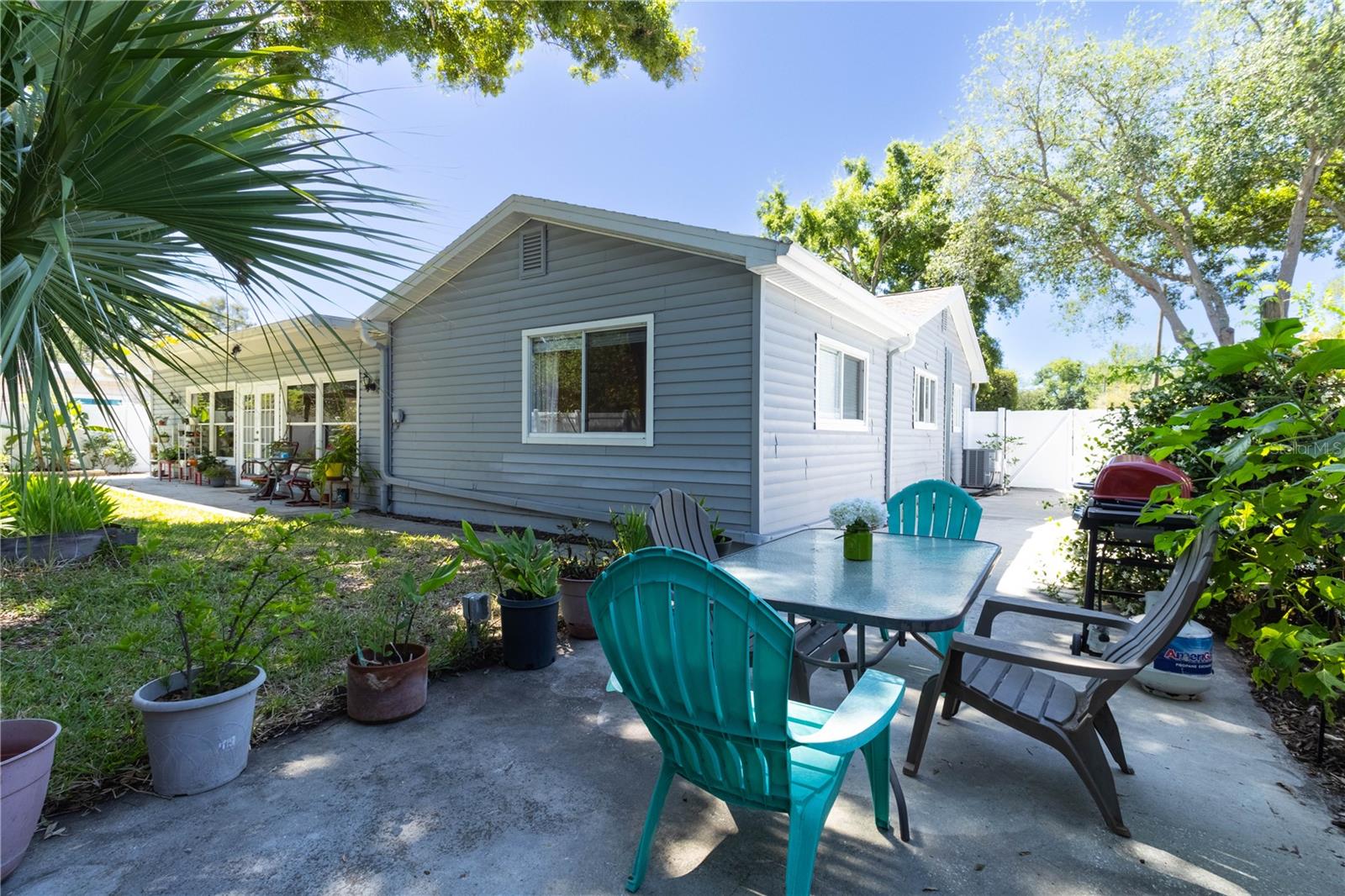 JUNGLE COUNTRY CLUB 2ND ADD - Residential