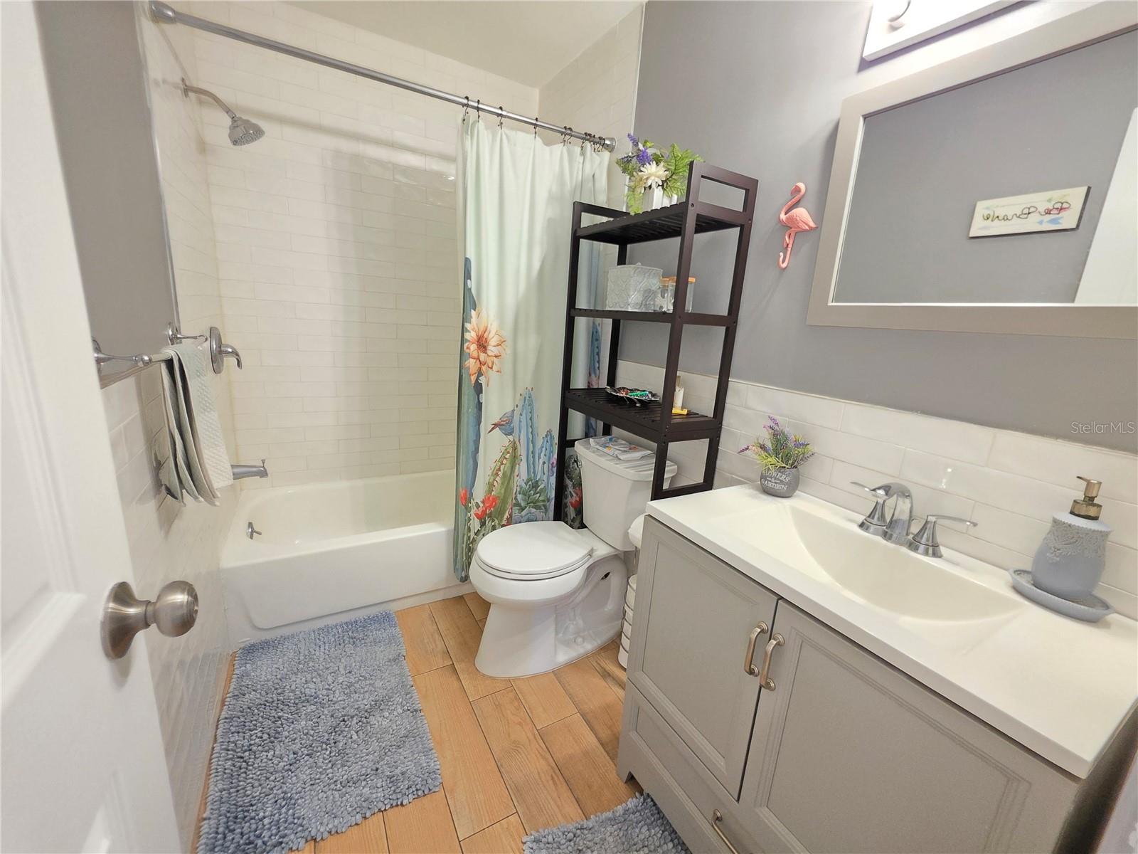 JUNGLE COUNTRY CLUB 2ND ADD - Residential