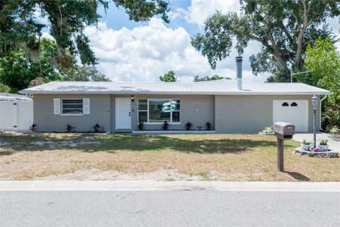 Photo of 503 Hedge Row Road, Brandon, FL 33510 (MLS # TB8512168)