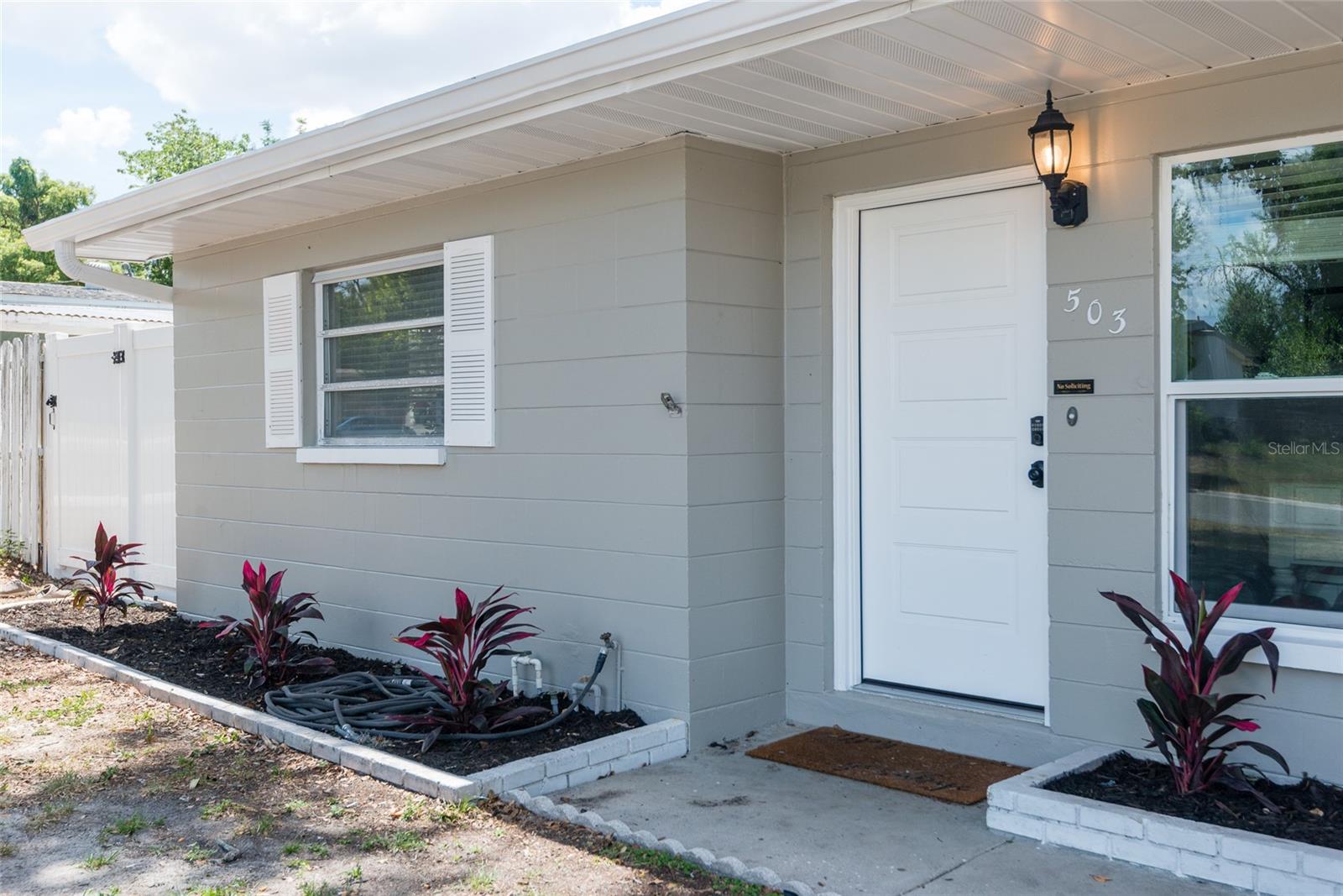 503 HEDGE ROW ROAD
