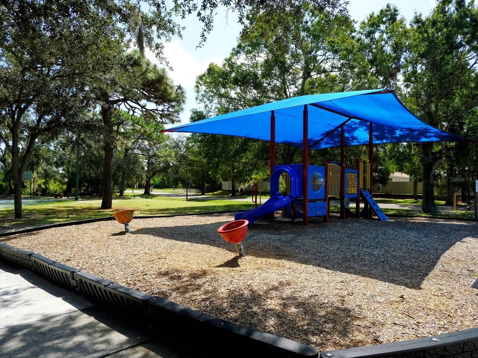 DE SOTO LAKES - Residential