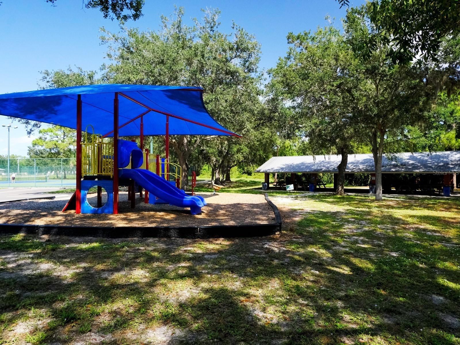 DE SOTO LAKES - Residential