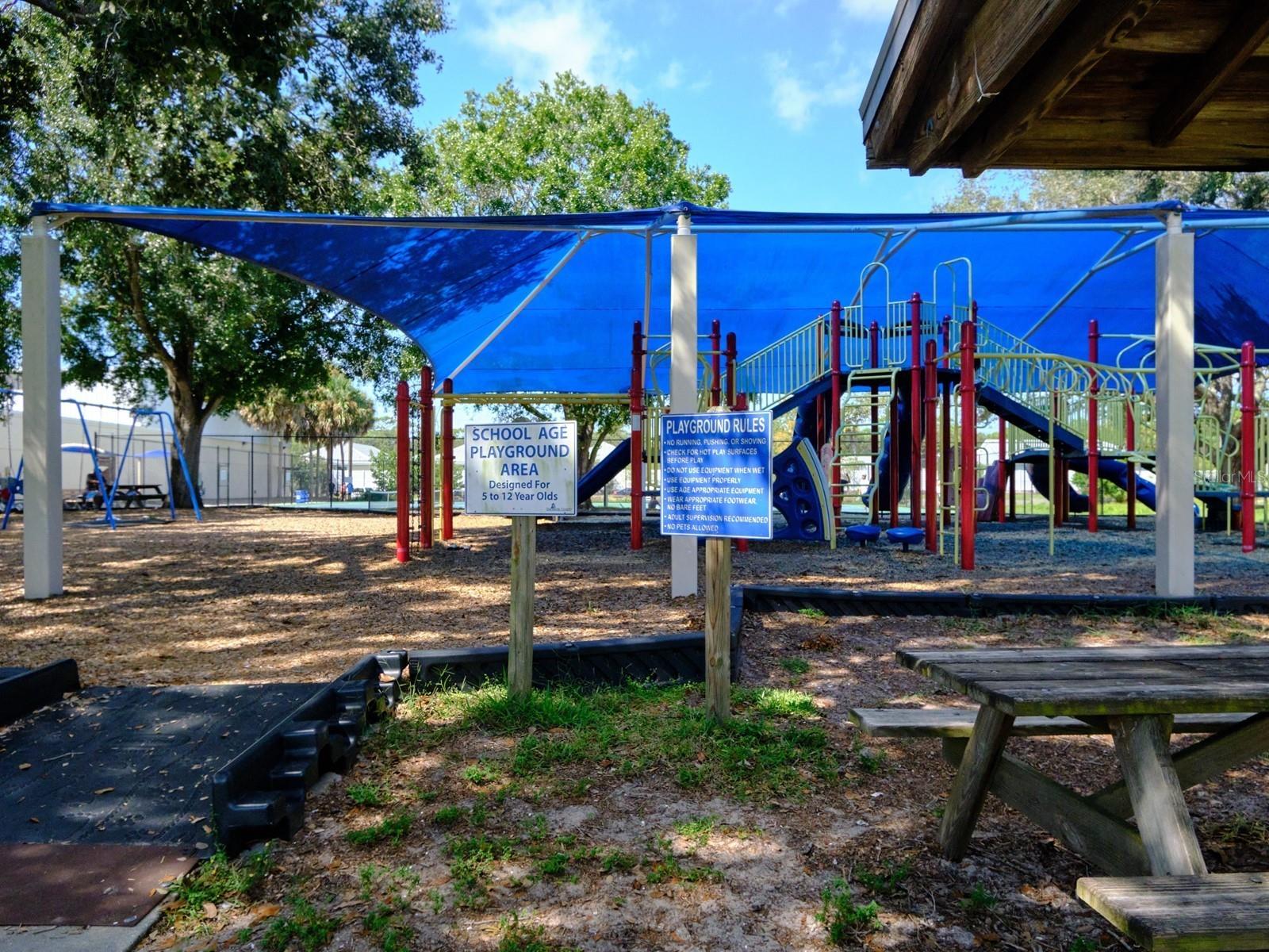 DE SOTO LAKES - Residential