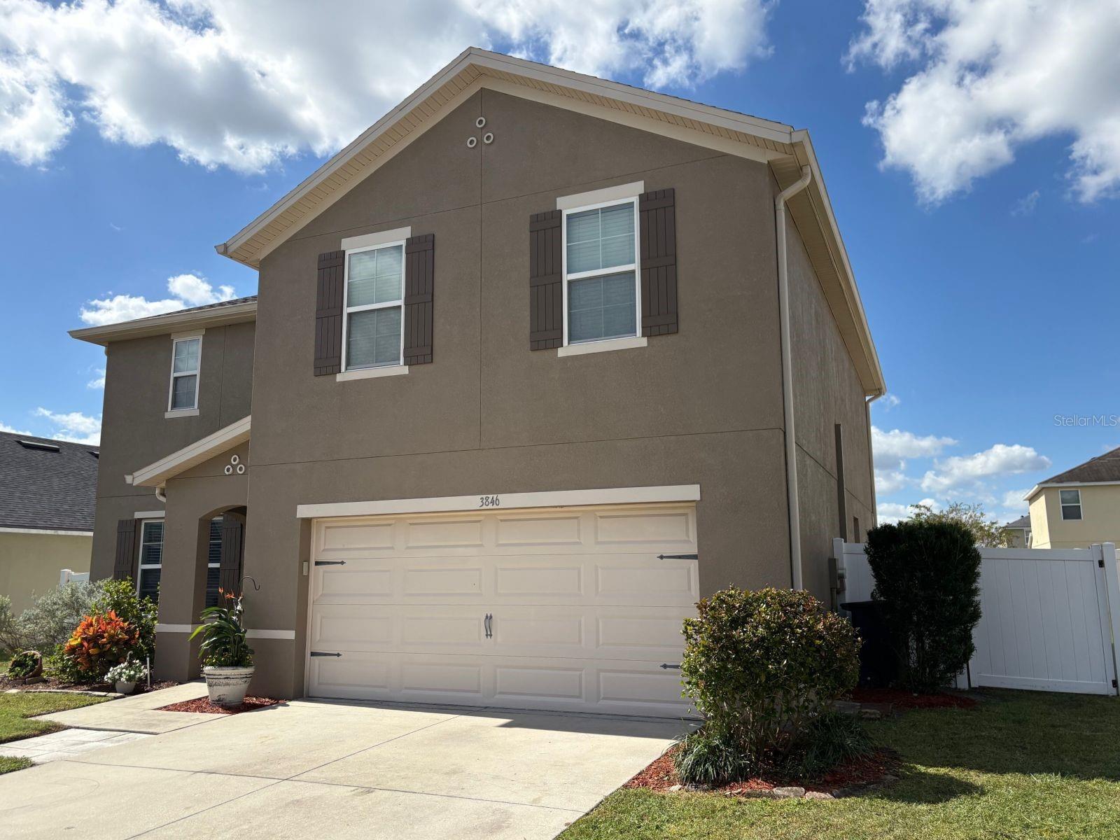 3846 CRYSTAL DEW STREET