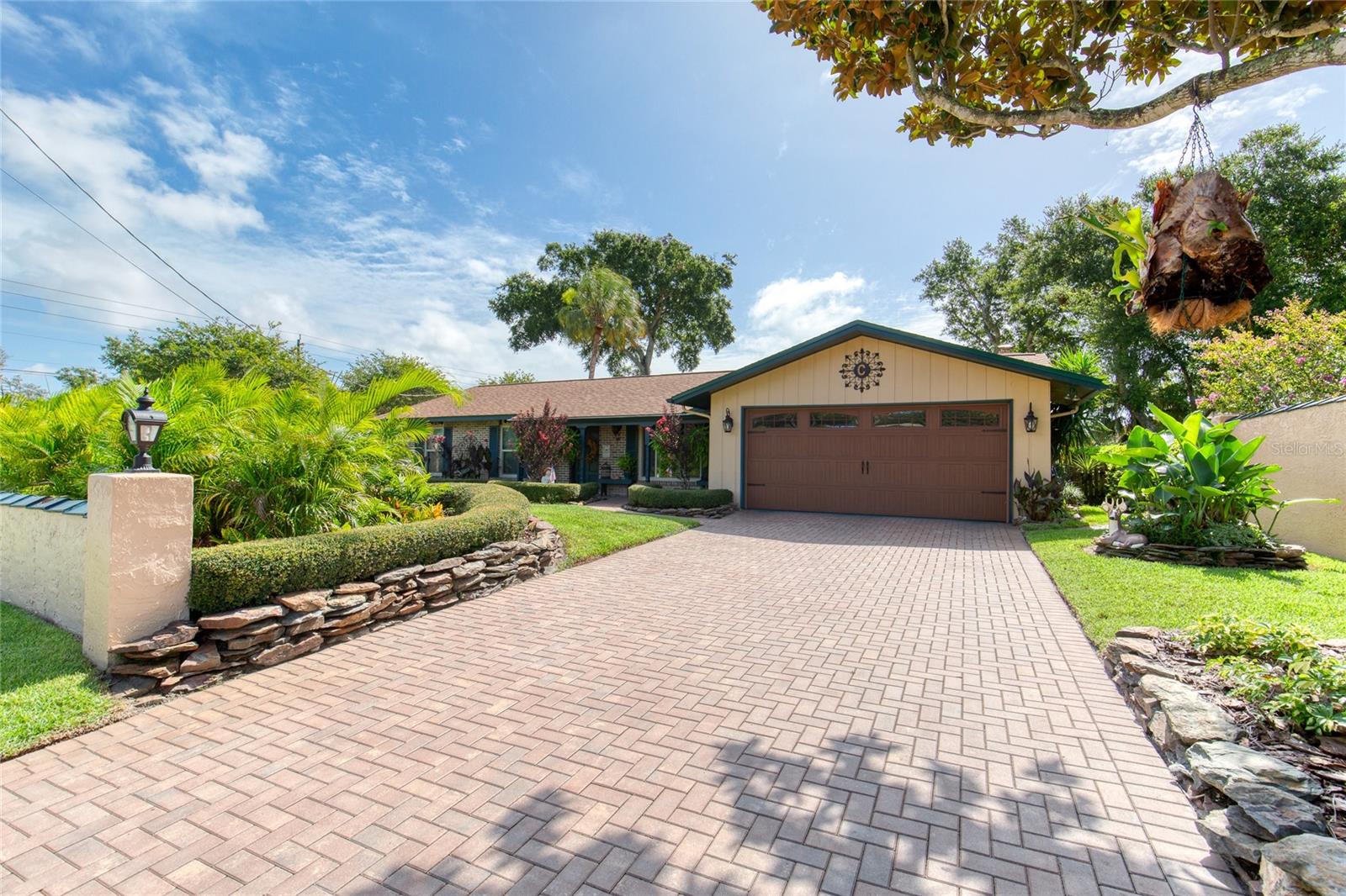 5 MAGNOLIA AVENUE