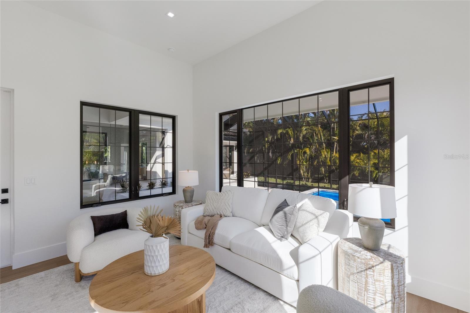 BIRD KEY SUB - Residential