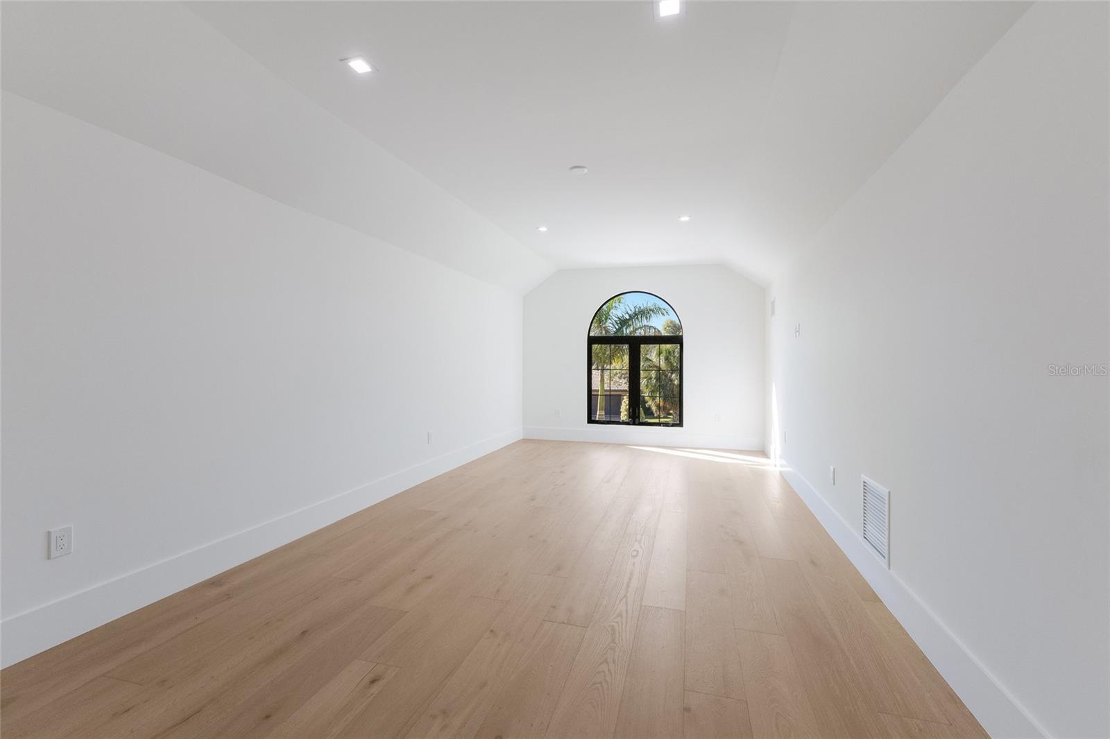 BIRD KEY SUB - Residential