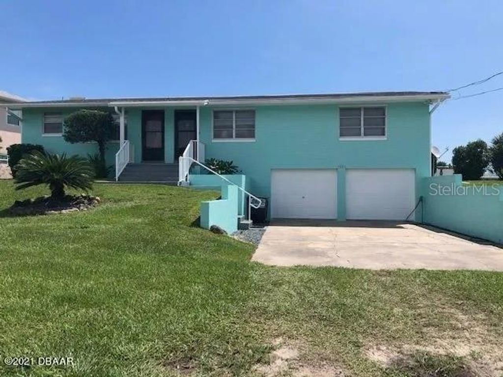 Photo of 2007 Schulte Avenue #1, Daytona Beach, FL 32118 (MLS # O6396688)