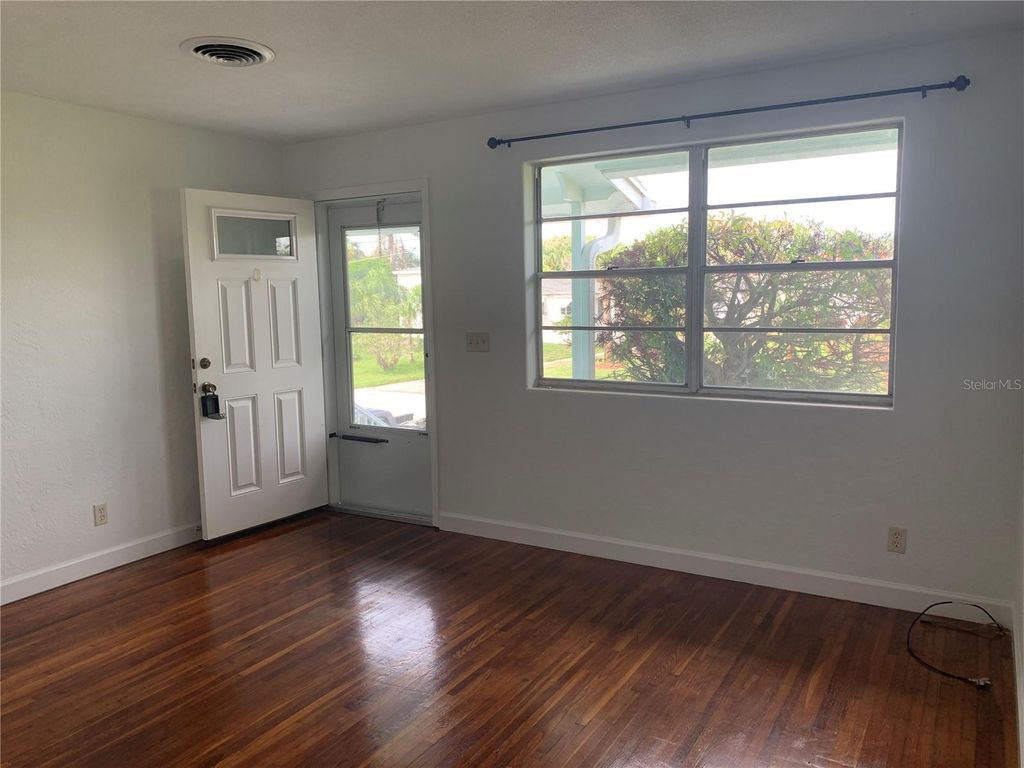 Photo of 2007 Schulte Avenue #1, Daytona Beach, FL 32118 (MLS # O6396688)