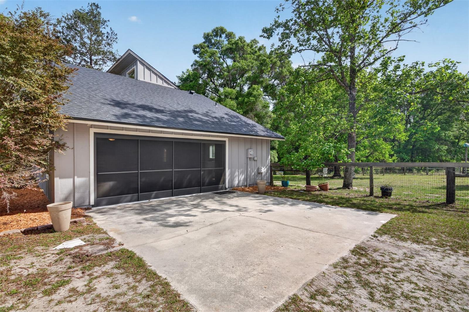 MEADOWS OF KANAPAHA - Residential