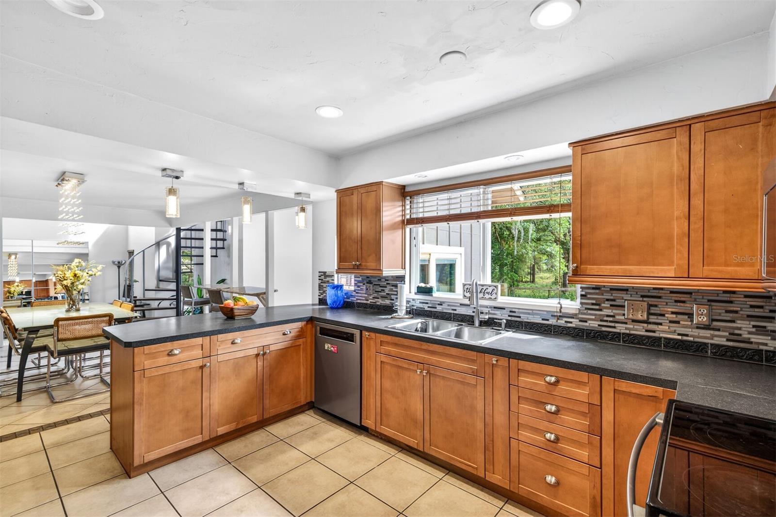 MEADOWS OF KANAPAHA - Residential