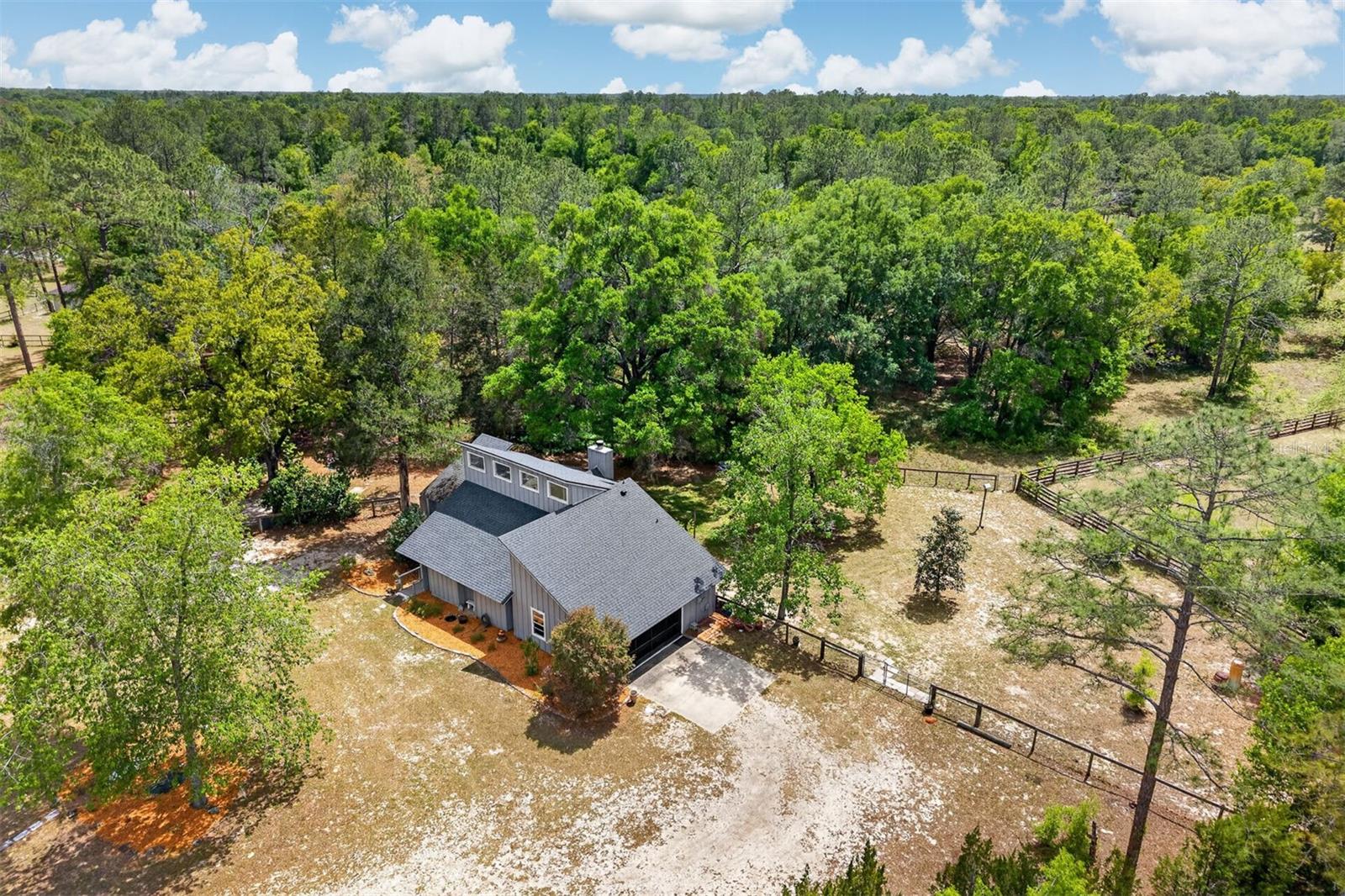 MEADOWS OF KANAPAHA - Residential