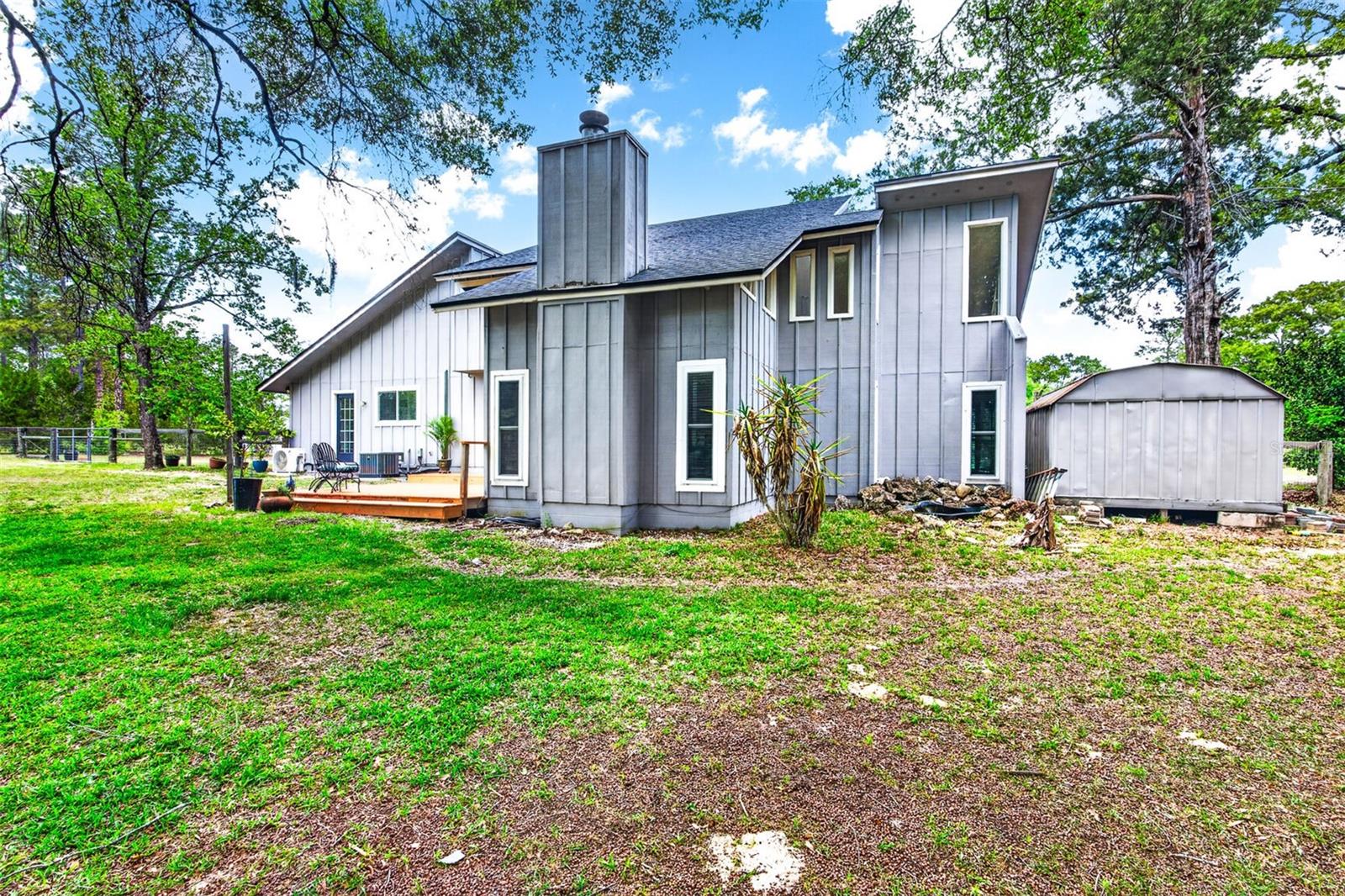 MEADOWS OF KANAPAHA - Residential