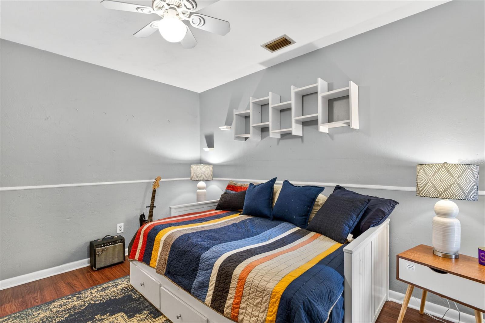 MEADOWS OF KANAPAHA - Residential