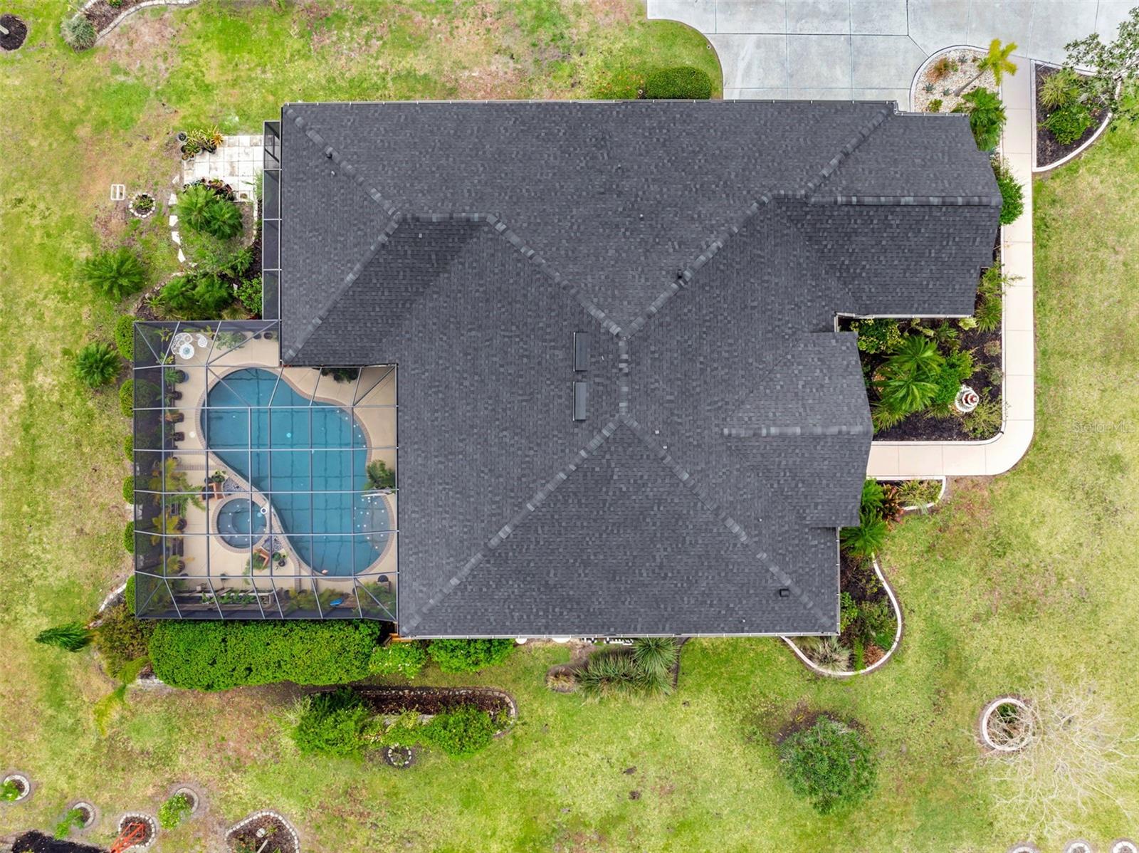 POMELLO CITY CENTRAL UNIT - Residential