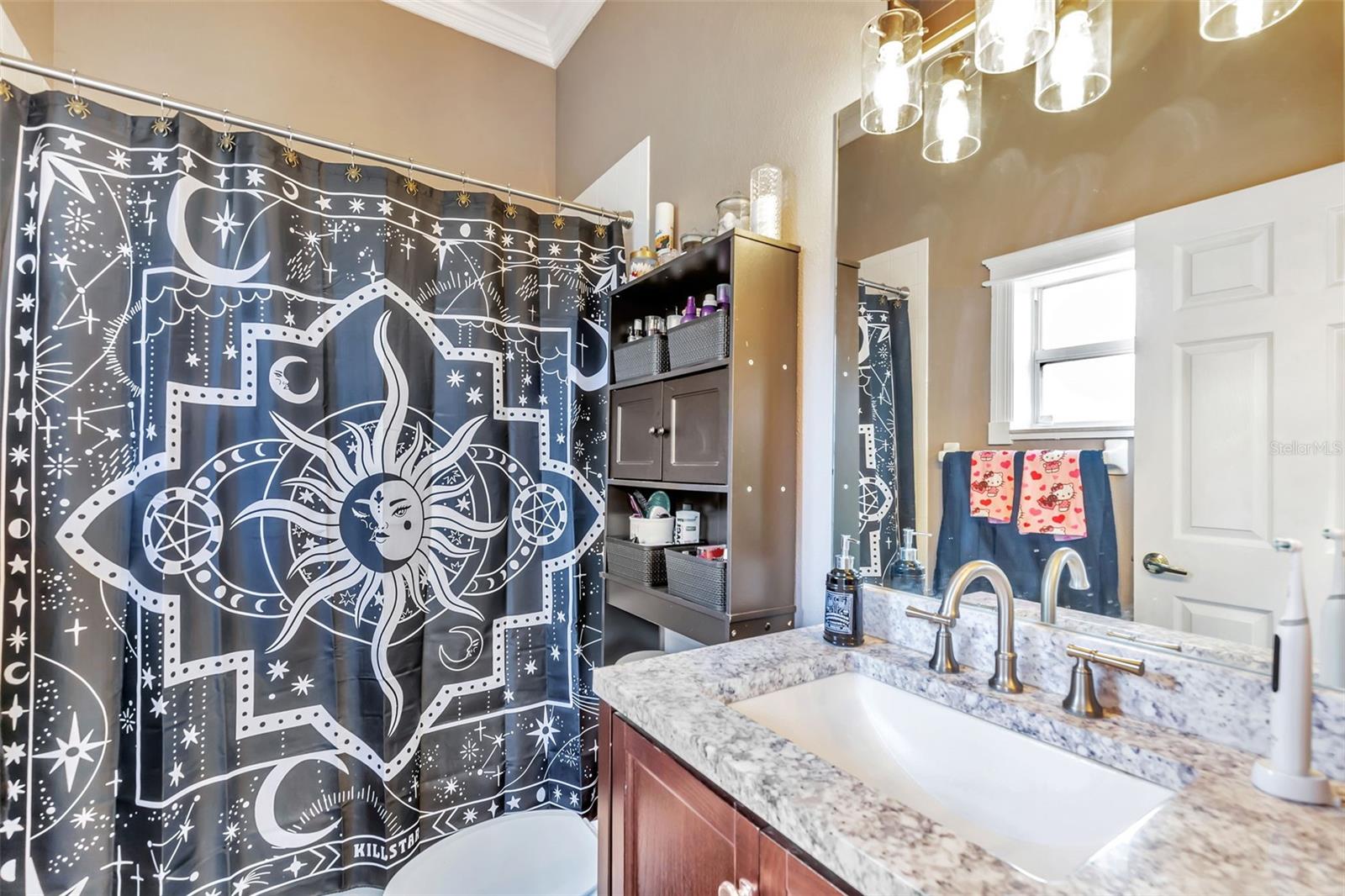 POMELLO CITY CENTRAL UNIT - Residential