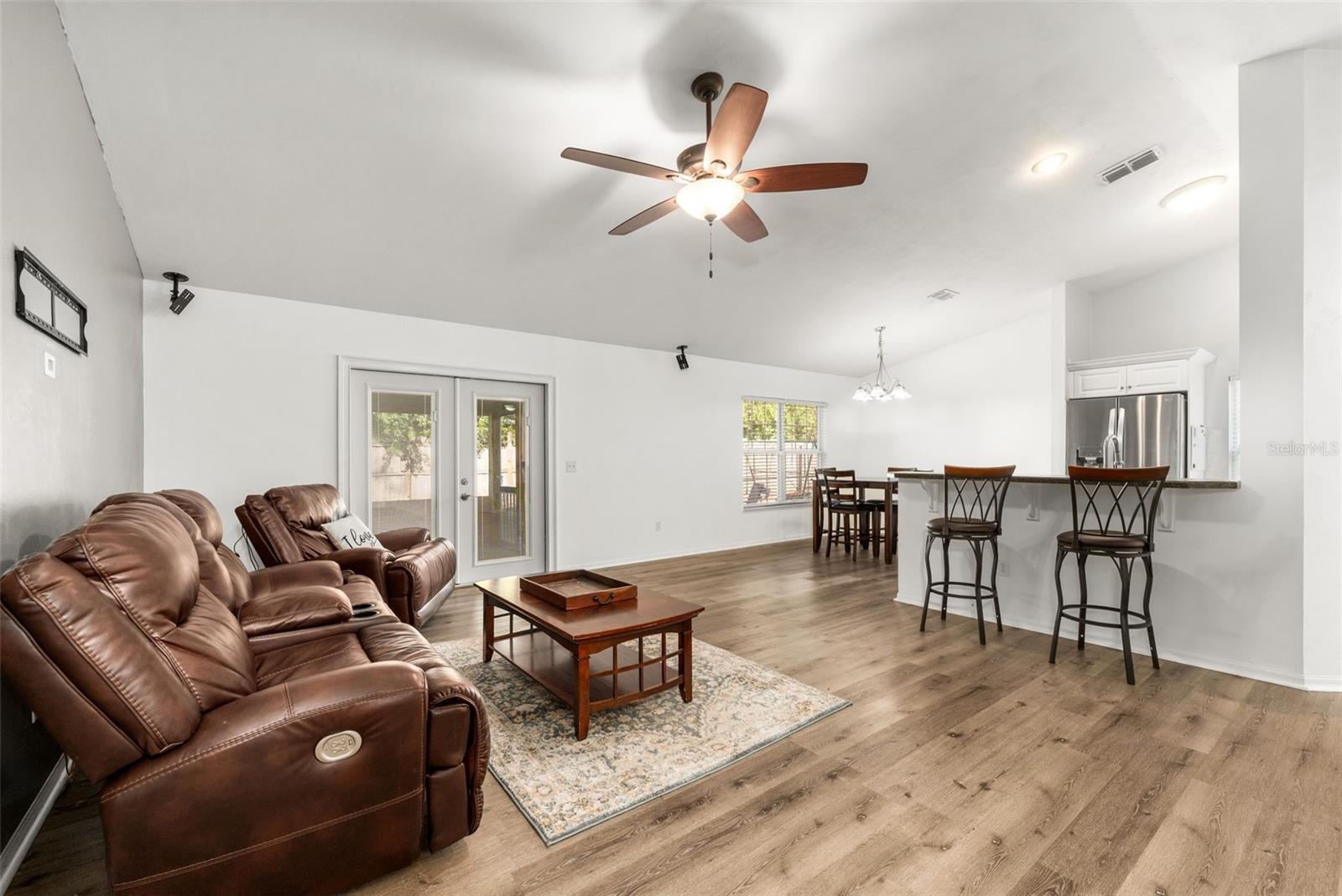 ARREDONDO ESTATES 4 - Residential