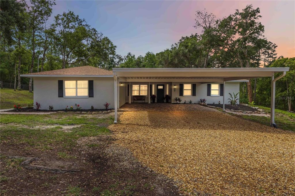 Photo of 2293 Spring Lake Highway, Brooksville, FL 34602 (MLS # A4688353)