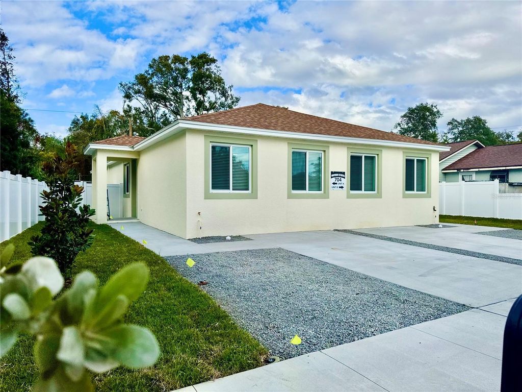 Photo of 704 13th Avenue NW, Largo, FL 33770 (MLS # TB8452410)