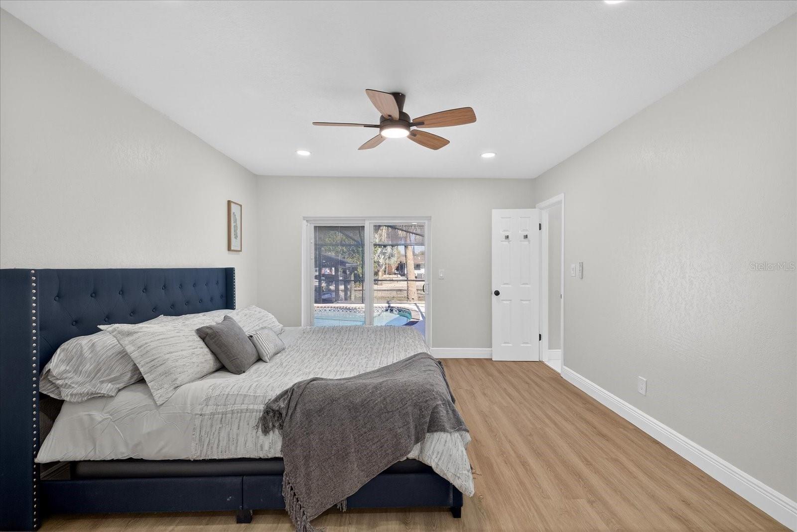 TAMPA SHORES INC #1 UN 1A REP - Residential