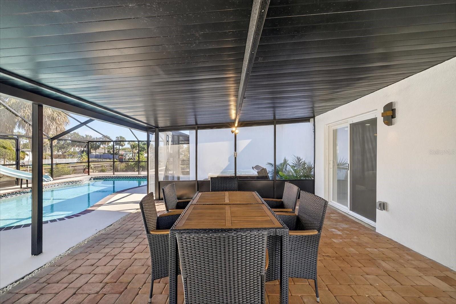 TAMPA SHORES INC #1 UN 1A REP - Residential