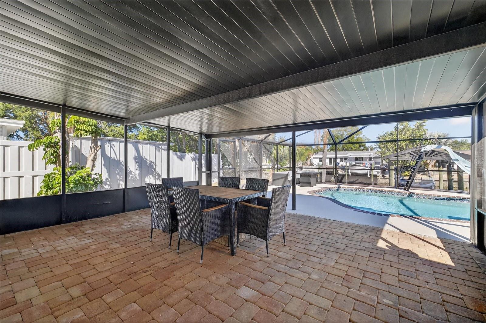 TAMPA SHORES INC #1 UN 1A REP - Residential